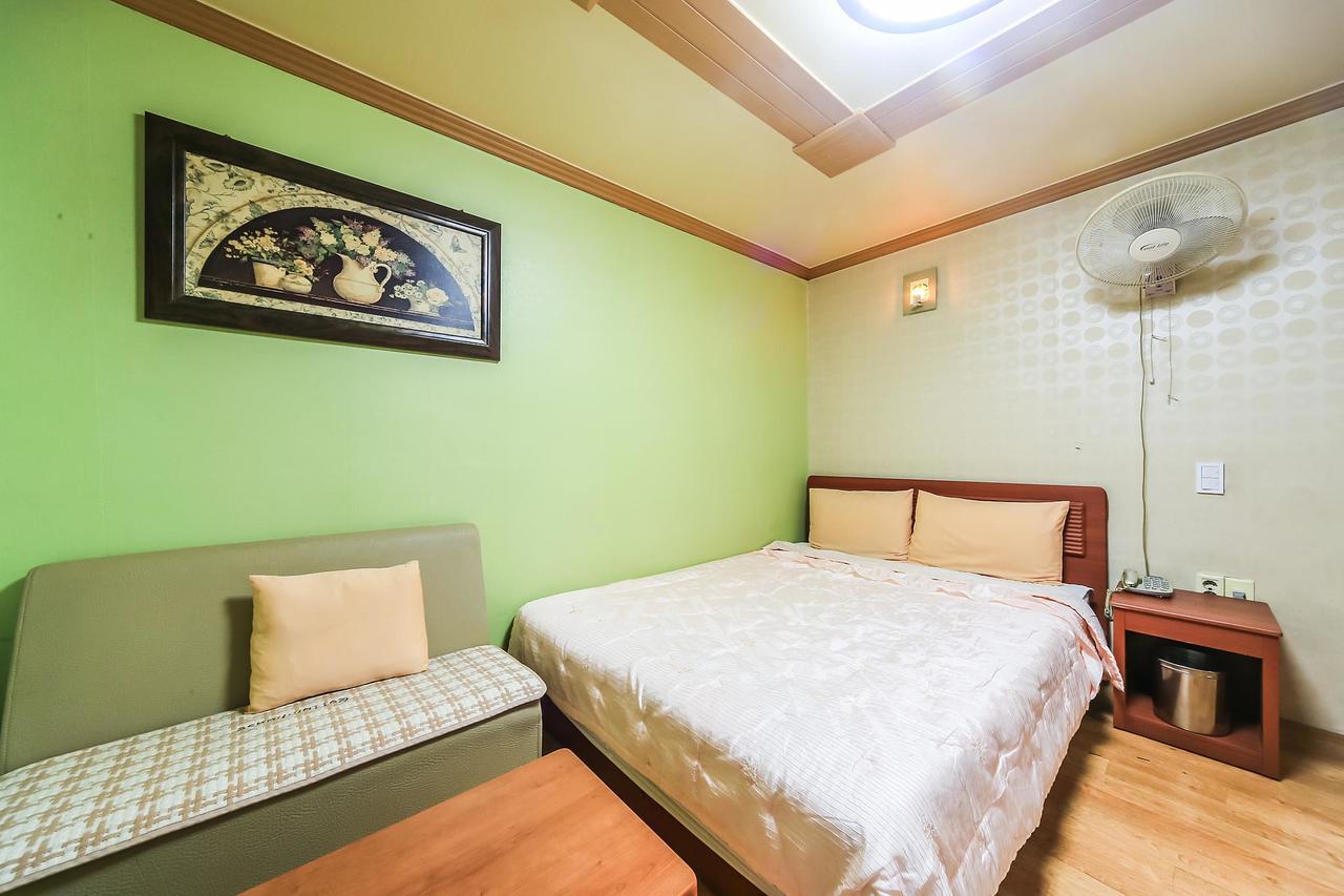 Nampo One Motel Busan Dış mekan fotoğraf