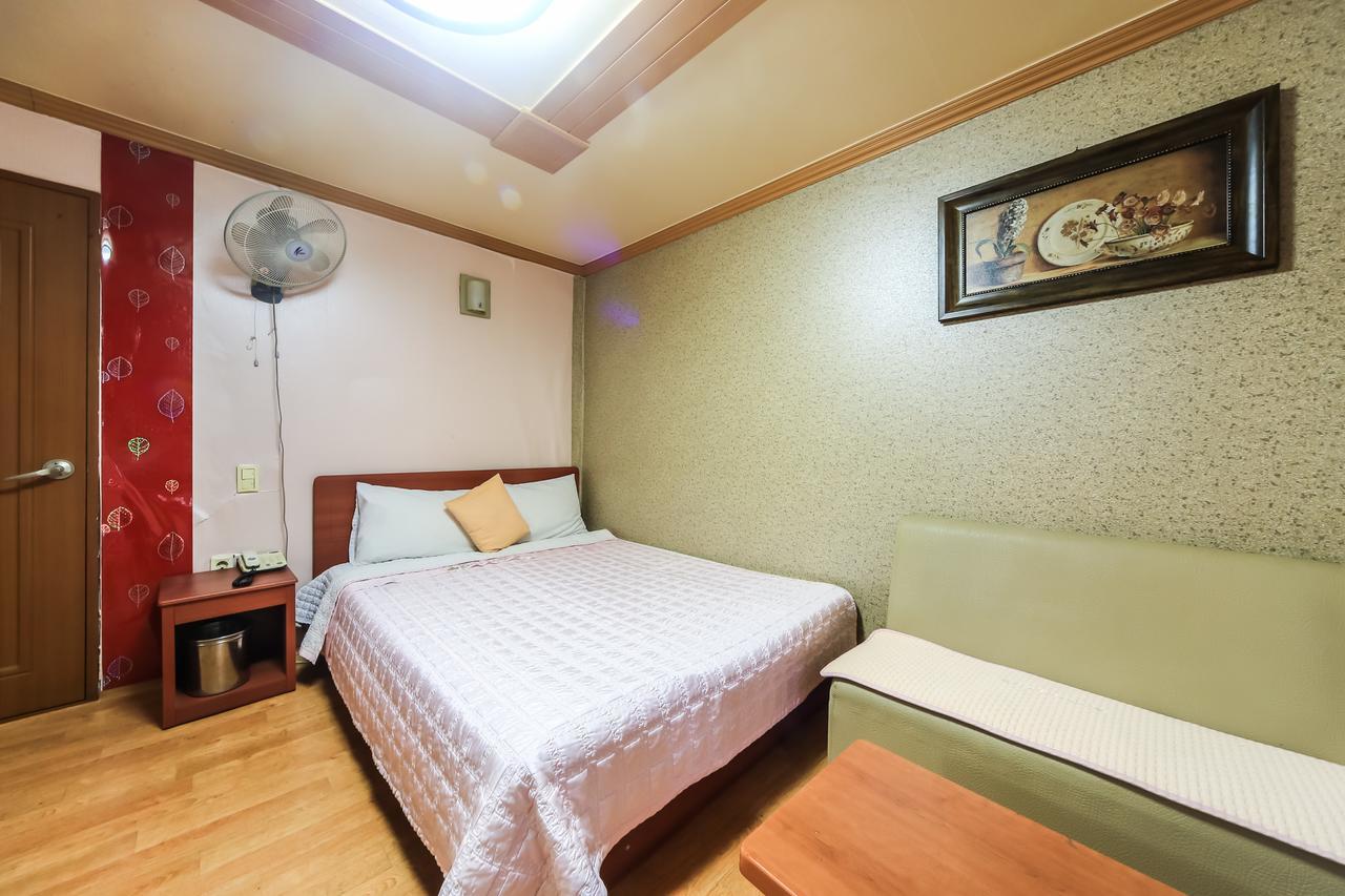 Nampo One Motel Busan Dış mekan fotoğraf