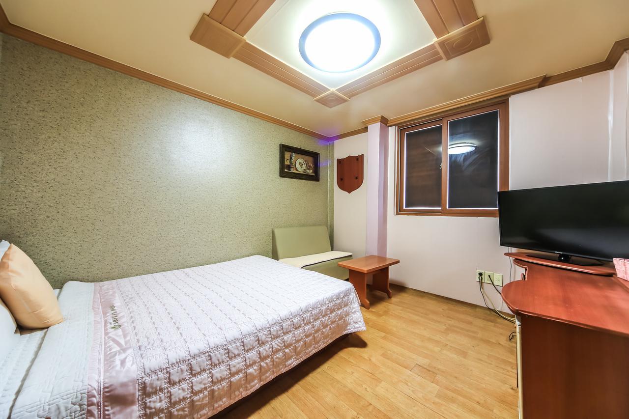 Nampo One Motel Busan Dış mekan fotoğraf